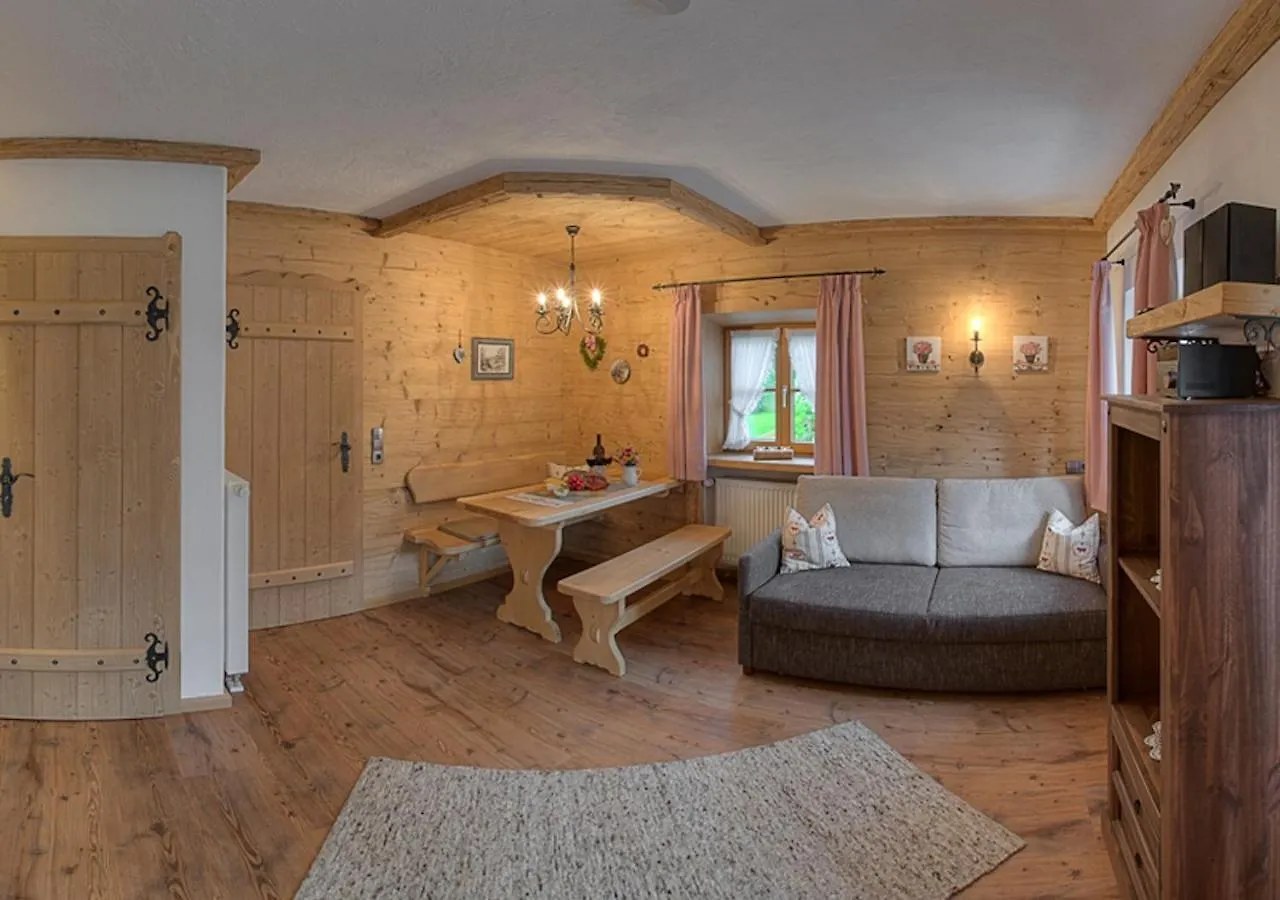 Alloggio per agriturismo Villa Holznerhof - Chiemgau Karte Inzell Germania