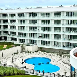 https://happy-polanki-b405.kolobrzeghotels.com
